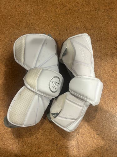 Medium/Large Adult Warrior Evo Pro Arm Pads (Used)