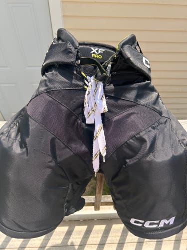 Junior Large CCM Tacks XF Pro Hockey Pants (Used)