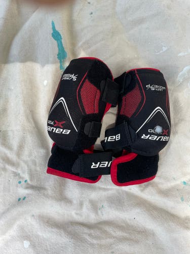 Junior Small Bauer Vapor X700 Elbow Pads (Used)