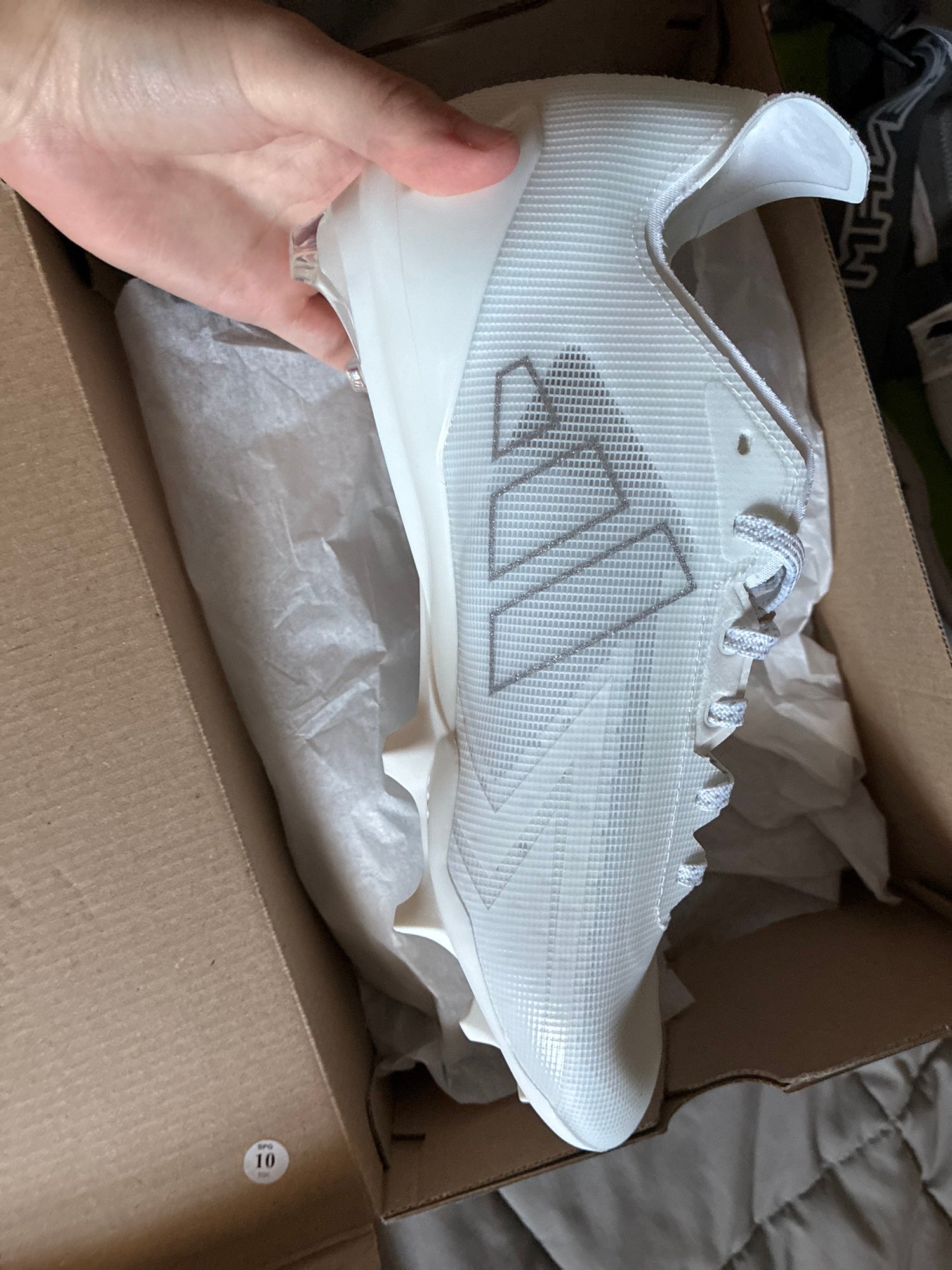 White Unisex Size M 7.5 (W 8.5) Adult Adidas Adizero Low Top (New