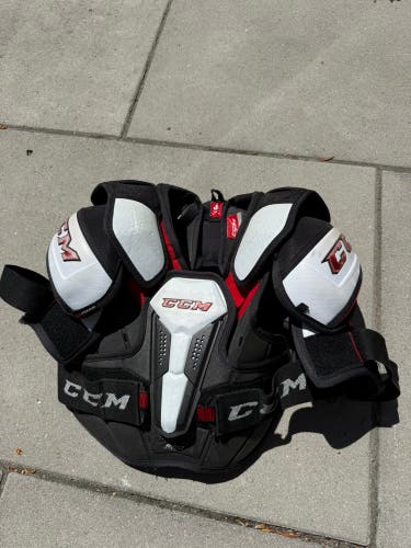 Small Senior CCM JetSpeed FT4 Pro Shoulder Pads (Used)
