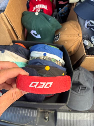 (Q Collar with red sleeve - Used)