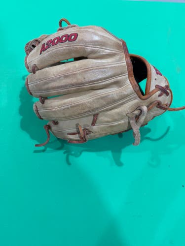 Wilson A2000 1786 RH Infield Baseball Glove 11.75" (Used)