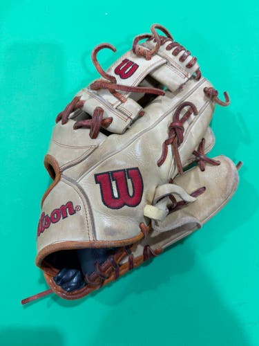 Wilson A2000 Pro Stock 1786 RH Infield Baseball Glove | 11.75"