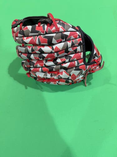 Rawlings Players Series RH Baseball Glove 10.5" (Used)