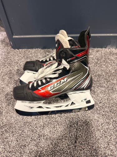 Black/Gray 2019 CCM JetSpeed FT460 Hockey Skates Regular Width 9.5 (Used)