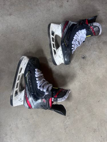 Black/Gray 2019 Bauer Vapor 2X Pro Hockey Skates Regular Width 6.5 (Used)