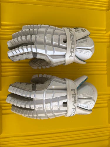 Maverik Shift Lacrosse Gloves (Used)