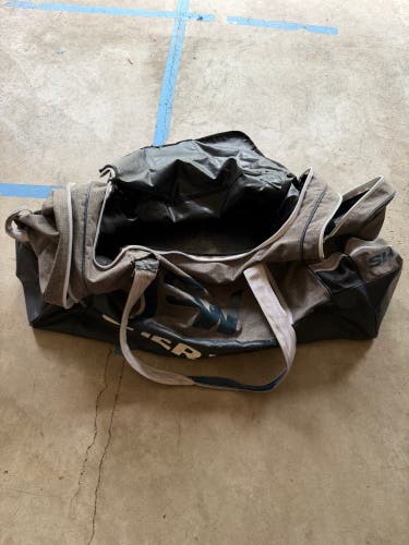 Sherwood Hockey Bag (Used)