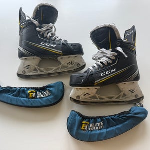 2018 CCM Tacks 9090 Hockey Skates Regular Width Size 4 (Used)