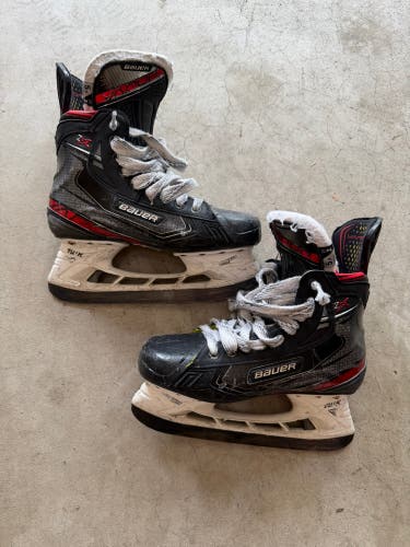 Bauer Vapor 2X Hockey Skates Size 5.5 (Used)