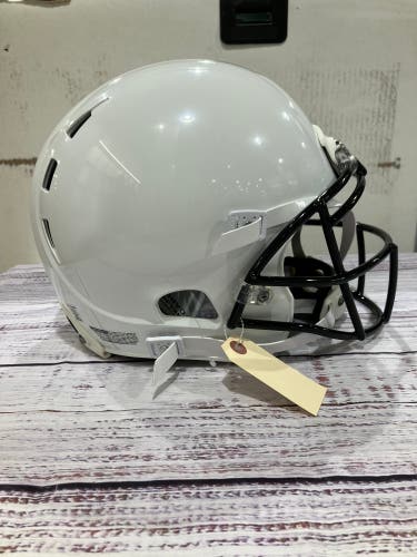 Youth Large Xenith X2E+ Helmet (New)