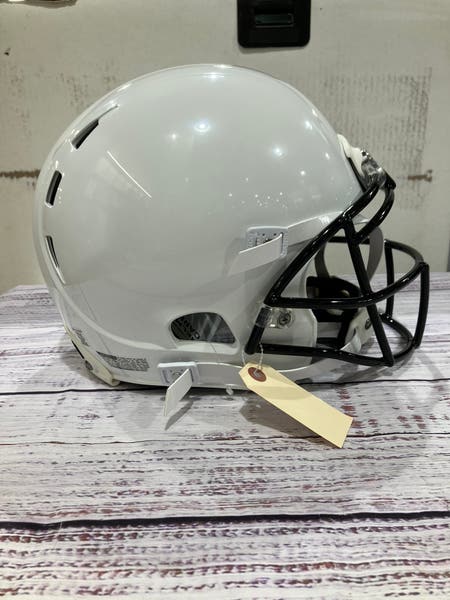 all white youth football helmets AUTHENTIC FULL SIZE SPEED HELMET and is still one of the lightest helmets available on the market Used Youth Riddell White Football