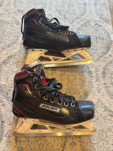 2017 Bauer Vapor 1X Hockey Goalie Skates Size 4.5 (Used)