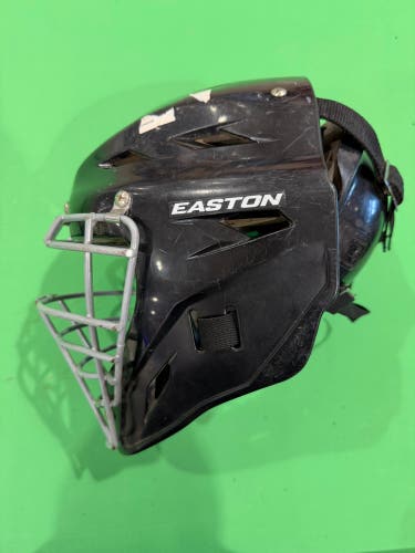 Easton Black magic Catcher's Mask (Used)