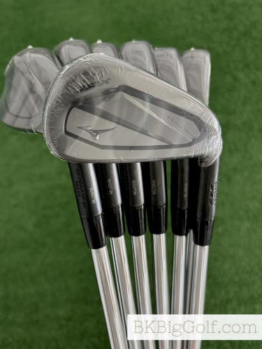 NEW Mizuno JPX 925 Black Forged Iron Set 4-P / Dynamic Gold 120 X100 Extra Stiff