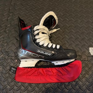 Black 2021 Bauer Vapor 3X Hockey Skates Regular Width Size 4.5 (New)