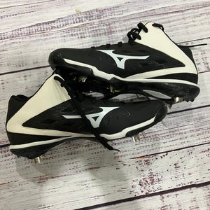 Black Mizuno Heist IQ Mid Metal Cleats I Size 9 (New)