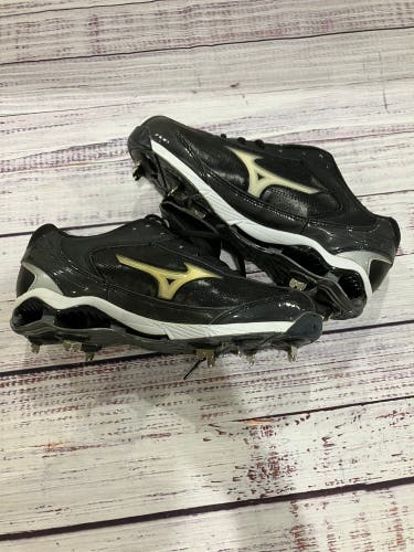 Black Mizuno 9 Spike Metal Cleats I Size 9.5 (New)