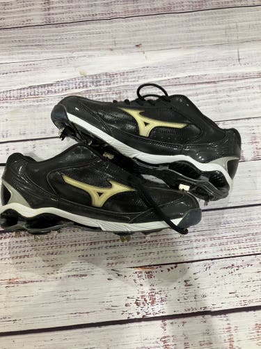 Black Mizuno 9 Spike Metal Cleats I Size 9.5 (New)