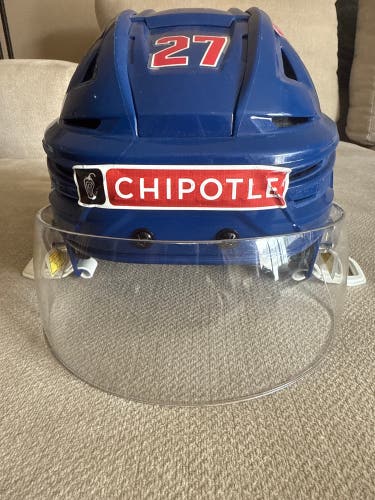 Medium Bauer Re-Akt 150 Helmet (Used)