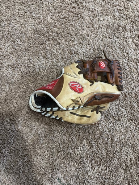 Rawlings youth Mark of a Pro RH Outfield Baseball Glove 11.25" (Used)