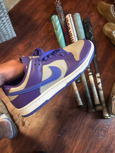 Purple Unisex Size M 10.5 (W 11.5) Adult Nike Dunk Low Shoes (Used)