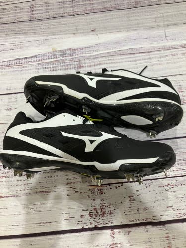 Black Mizuno Heist IQ Metal Cleats I Size 11 (New)