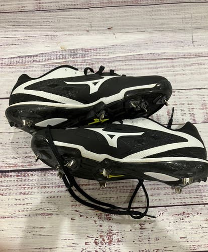 Black Adult Mizuno Heist IQ Metal Cleats I Size 9 (New)