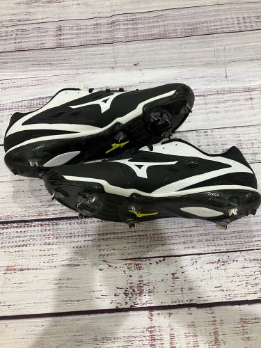 Black Adult Mizuno Heist IQ Metal Cleats I Size 14 (New)