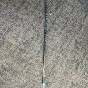 Senior Bauer Twitch Left Hand Hockey Stick P88 77 Flex (Used)