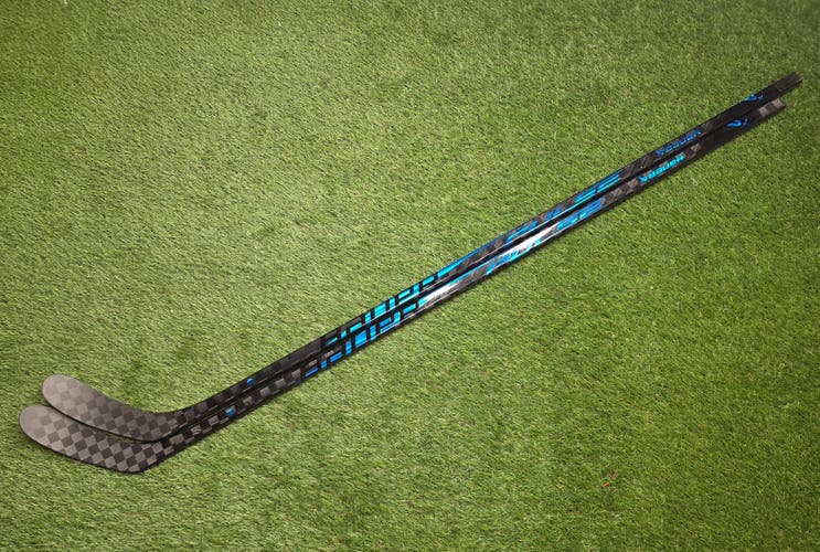 2 Pack-Senior Bauer Pulse Right Handed Hockey Stick P28 77 Flex (New)