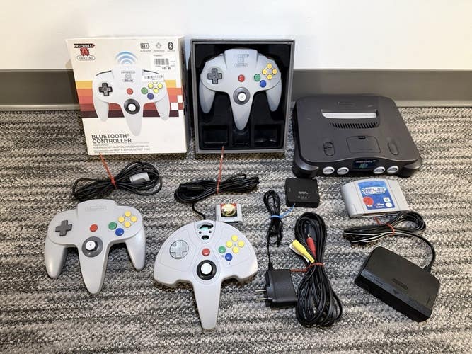 Nintendo 64 Console System Bundle w/ 3 Controllers And Memory Card TESTED READ