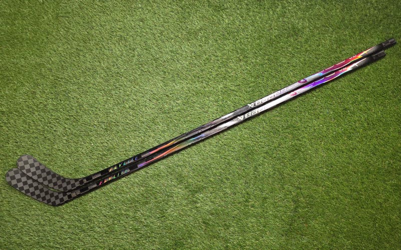 2 Pack-Senior Bauer Vapor Flylite Right Handed Hockey Stick P92 82 Flex Pro Stock (New)