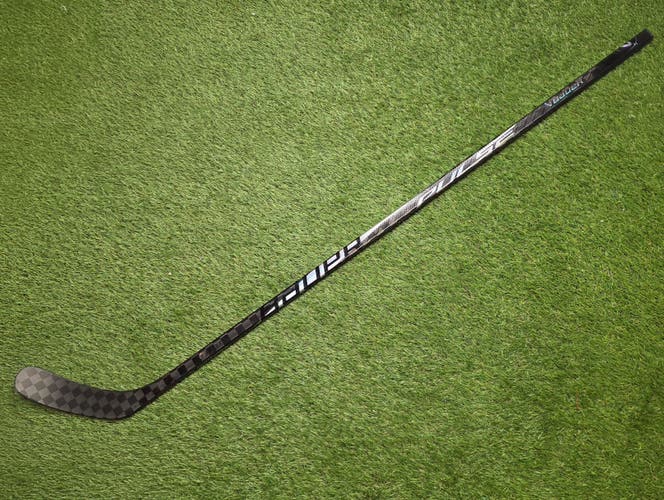 Single-Senior Bauer Pulse Right Handed Hockey Stick HOSSA Pattern 87 Flex Pro Stock (New)