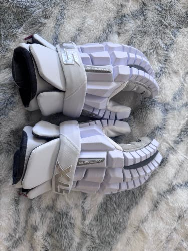 STX Surgeon RZR Lacrosse Gloves (New)