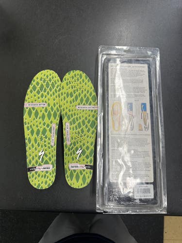 Insoles-Specialized HIgh arch size 14-14.5 new in packaging
