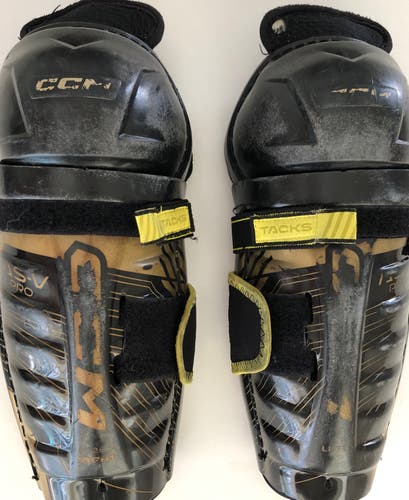 Youth CCM Tacks AS-V Pro Size 10" Shin Pads