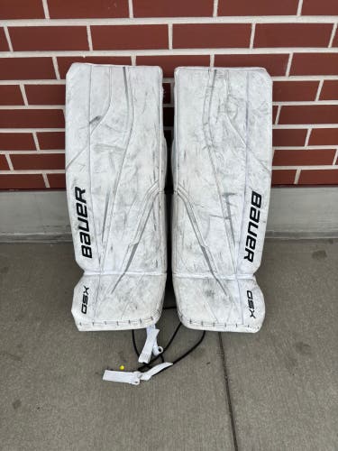 28" Junior Bauer GSX Goalie Leg Pads