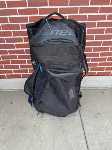 Bauer Elite Wheeled Goalie Bag