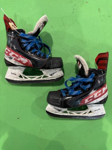 Youth CCM JetSpeed FT4 Hockey Skates | Size 13Y Regular Width