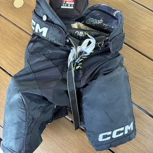 Senior Small CCM AS-V Pro Hockey Pants (Used)