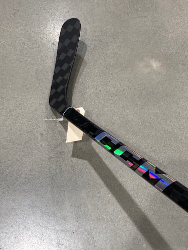 Junior CCM Tacks AS-VI Pro Hockey Stick Right Handed P29 40 Flex (Used)