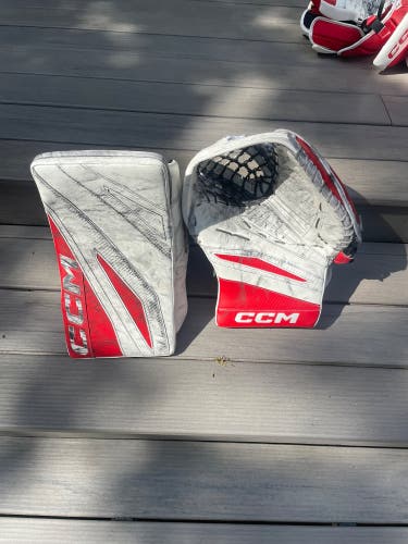 CCM Extreme Flex 7 Pro Regular (Used) Glove and Blocker
