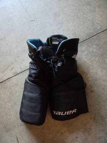 Junior Small Bauer X Hockey Pants (Used)