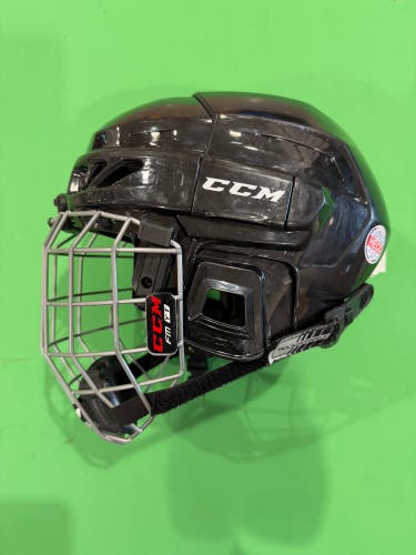 Youth CCM FitLite 3DS Helmet (Used)