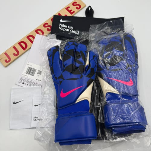Nike Vapor Grip3 Goalkeeper Soccer Gloves Racer Blue HQ0304-458 Size 8 NWT

New with Tags-