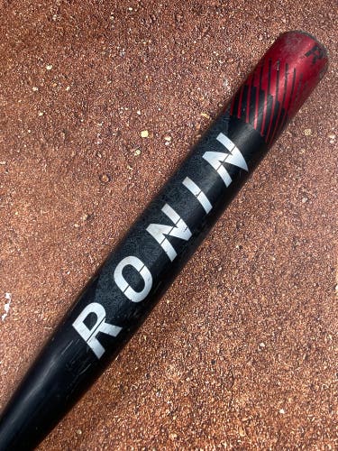 Used 2017 Easton Ronin Composite Slowpitch Softball Bat 34" (-6)