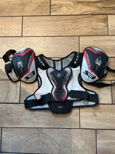 Men's Small Senior Easton Stealth S3 Shoulder Pads (Used)