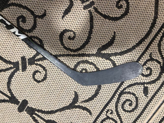 Junior CCM Ribcor 45K Left Hand Hockey Stick P28 40 Flex (Used)